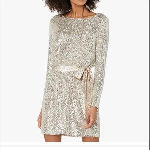 BB Dakota Gold Cocktail dress!!